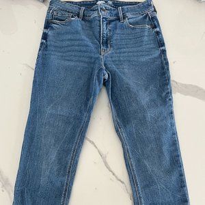 Old Navy Women's Rockstar Super Skinny 360 Stretch Extra High Rise Jeans